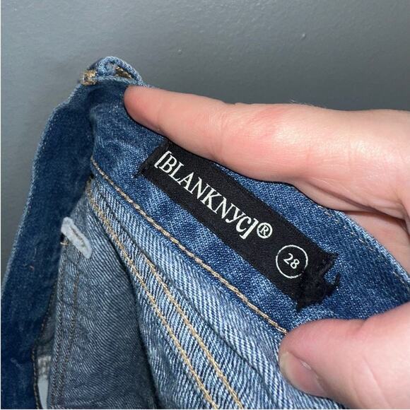 Blank NYC Light Wash Distressed Jean Shorts High Rise Blue Size 28 - Picture 2 of 4